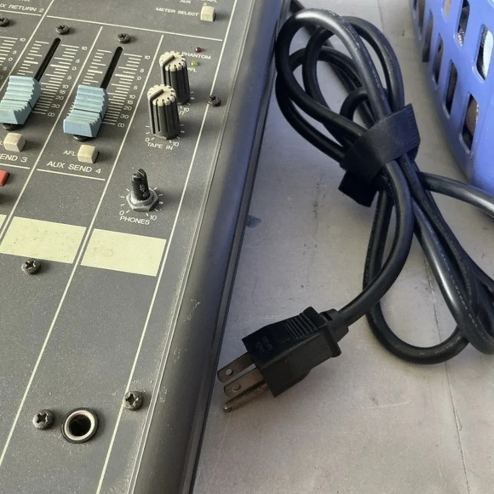 Yamaha Mx 200 -24 Mixer‎